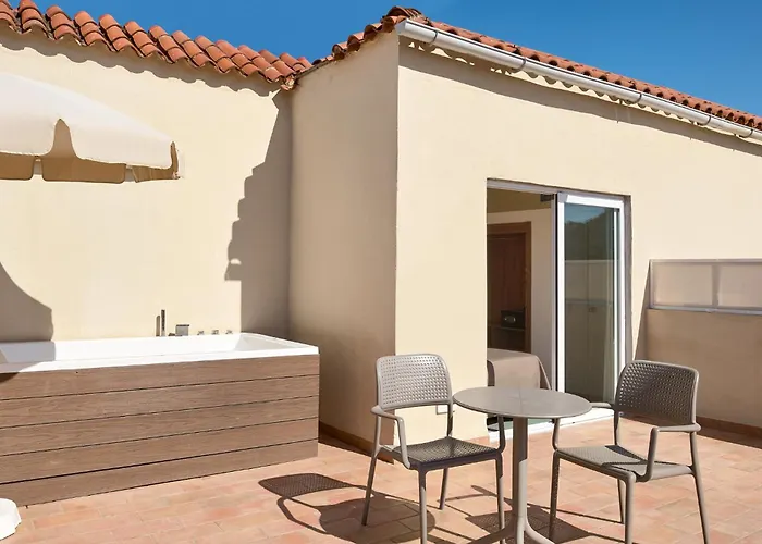 Hôtel de l'aéroport: Tent Capi Playa